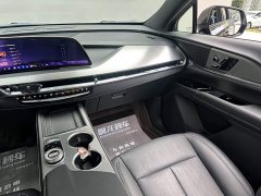 Cadillac XT5 2.0T Luxury - ფოტო 10