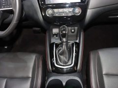 Nissan Qashqai 2.0L CVT Luxury - ფოტო 15