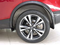 Nissan Qashqai 2.0L CVT Luxury - ფოტო 20