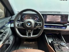BMW 5 Series 530Li Premier M Sport Package - ფოტო 9