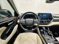 Toyota Highlander Hybrid 2.5L AWD Premium 7-Seater - ფოტო 14