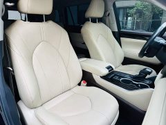 Toyota Highlander Hybrid 2.5L AWD Premium 7-Seater - ფოტო 7