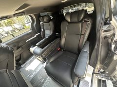 Toyota Sienna 2.5L Hybrid Premium Edition - ფოტო 10