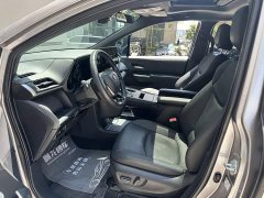 Toyota Sienna 2.5L Hybrid Premium Edition - ფოტო 13