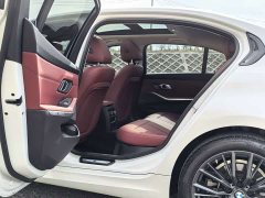 BMW 3 Series 325Li M Sport Night Edition Package - ფოტო 9