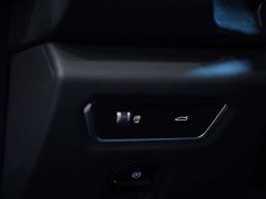 Mercedes-Benz Emira 2022 3.5T V6 Manual First Edition - ფოტო 19