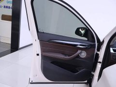 BMW X1 sDrive25Li Premier - ფოტო 18