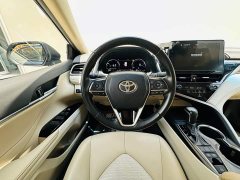 Toyota Camry 2021 Hybrid Luxury - ფოტო 13
