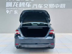 Toyota Camry 2021 Hybrid Luxury - ფოტო 17