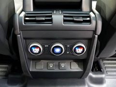 Land Rover Defender 110 3.0T P400 Dark Edition - ფოტო 16