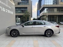 Toyota Avalon 2022 Hybrid 2.5L Luxury - ფოტო 3