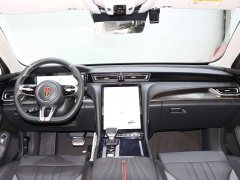 FAW Red Flag H6 2.0T Aesthetic Edition - ფოტო 12