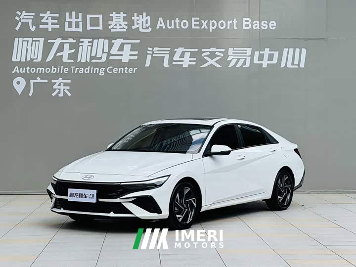 Hyundai Elantra 1.5L CVT Luxury