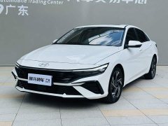 Hyundai Elantra 2023 1.5L CVT Luxury - ფოტო 17