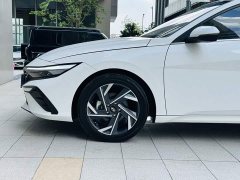 Hyundai Elantra 2023 1.5L CVT Luxury - ფოტო 20