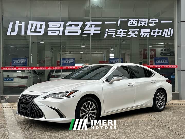 Lexus ES 200 Premium Edition - ავტომობილი ჩინეთიდან
