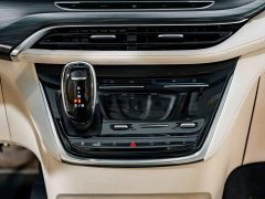 Buick GL8 ES Luxe Enjoyment Edition - ფოტო 11