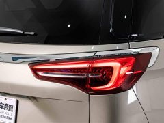 Buick GL8 ES Luxe Enjoyment Edition - ფოტო 8