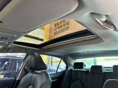 Toyota Camry 2023 Hybrid 2.5L HGVP Leading Edition - ფოტო 13