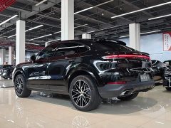 Porsche Cayenne Coupé 3.0T - ფოტო 10