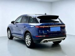 Lincoln Adventurer Explorer 2.0T FWD Premium - ფოტო 4