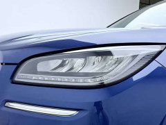Lincoln Adventurer Explorer 2.0T FWD Premium - ფოტო 8