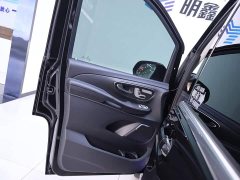 Mercedes-Benz V-Class V 260 L Long Wheelbase Luxury Edition - ფოტო 18