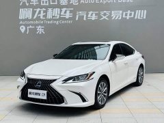 Lexus ES 2021 300h Excellence - photo 15