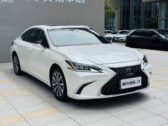 Lexus ES 2021 300h Excellence - photo 3