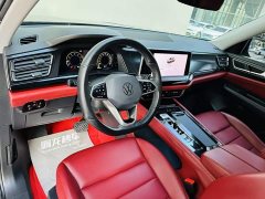 Volkswagen Touareg 330TSI Two-Wheel Drive Luxury Edition - ფოტო 9