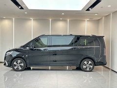 Mercedes-Benz Vito 2024 2.0T Elite 7-Seater - ფოტო 7