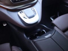 Mercedes-Benz V-Class 2022 V 260 L Long Wheelbase Luxury Edition - ფოტო 12