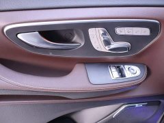 Mercedes-Benz V-Class 2022 V 260 L Long Wheelbase Luxury Edition - ფოტო 17
