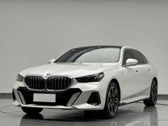 BMW 5 Series 2024 530Li Luxury Edition Premium Package - ფოტო 1