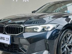 BMW 3 Series 330i M Sport Night Edition Package - ფოტო 19