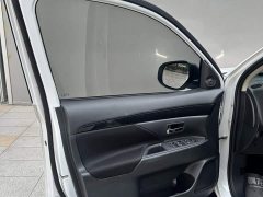 Mitsubishi Outlander 2.0L FWD Comfort 5-Seater - фото 12