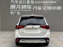 Mitsubishi Outlander 2.0L FWD Comfort 5-Seater - фото 4
