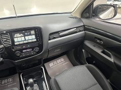Mitsubishi Outlander 2.0L FWD Comfort 5-Seater - фото 7