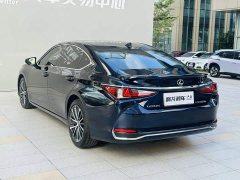 Lexus ES 2022 300h Premium Edition - ფოტო 16