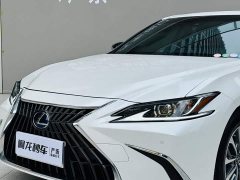 Lexus ES 2021 300h Excellence - ფოტო 19