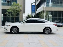 Lexus ES 2021 300h Excellence - ფოტო 4
