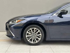 Lexus ES 2021 300h Excellence - ფოტო 5