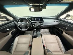 Lexus ES 2021 300h Excellence - ფოტო 6