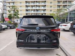 Toyota Sienna 2021 2.5L Hybrid Platinum Edition - ფოტო 4