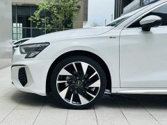Audi A3 Facelift A3L Limousine 35 TFSI Fashion Sport - ფოტო 19