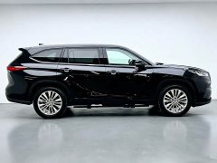 Toyota Highlander Hybrid 2.5L AWD Premium 7-Seater - ფოტო 20