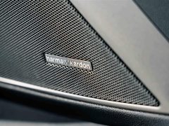 BMW 3 Series 325Li M Sport Midnight Edition Package - ფოტო 18