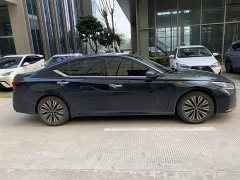 Nissan Teana 2.0L SV Black Gold Edition - ფოტო 6