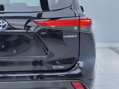 Toyota Crown Land Cruiser Crown Venza 2.5L HEV AWD Luxury - фото 4