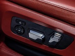 BMW X5 Facelift xDrive 40Li M Sport Package - ფოტო 14